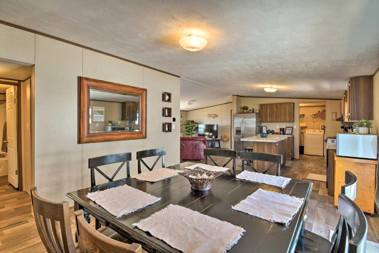 Quaint Port Oconnor Home - 3 Mi To Beach! Port O'Connor Extérieur photo