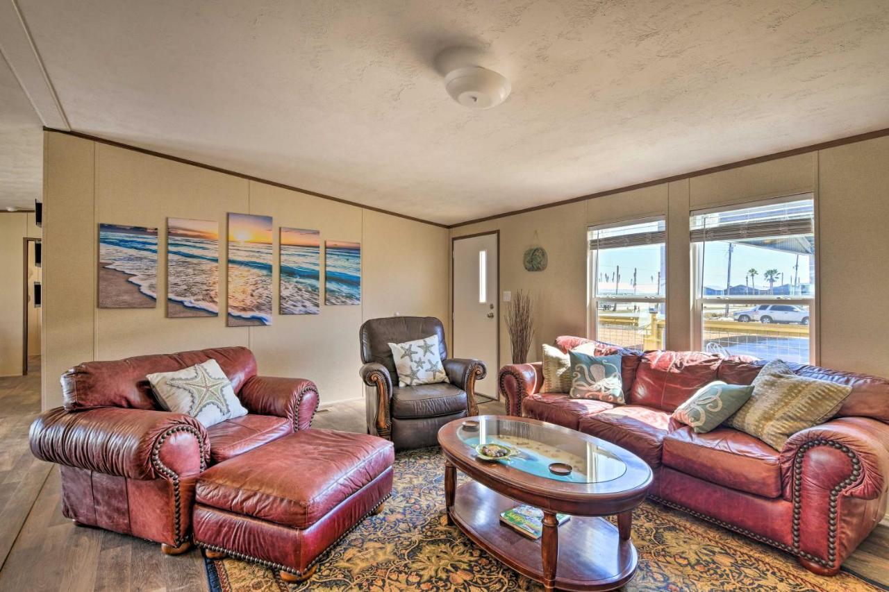 Quaint Port Oconnor Home - 3 Mi To Beach! Port O'Connor Extérieur photo