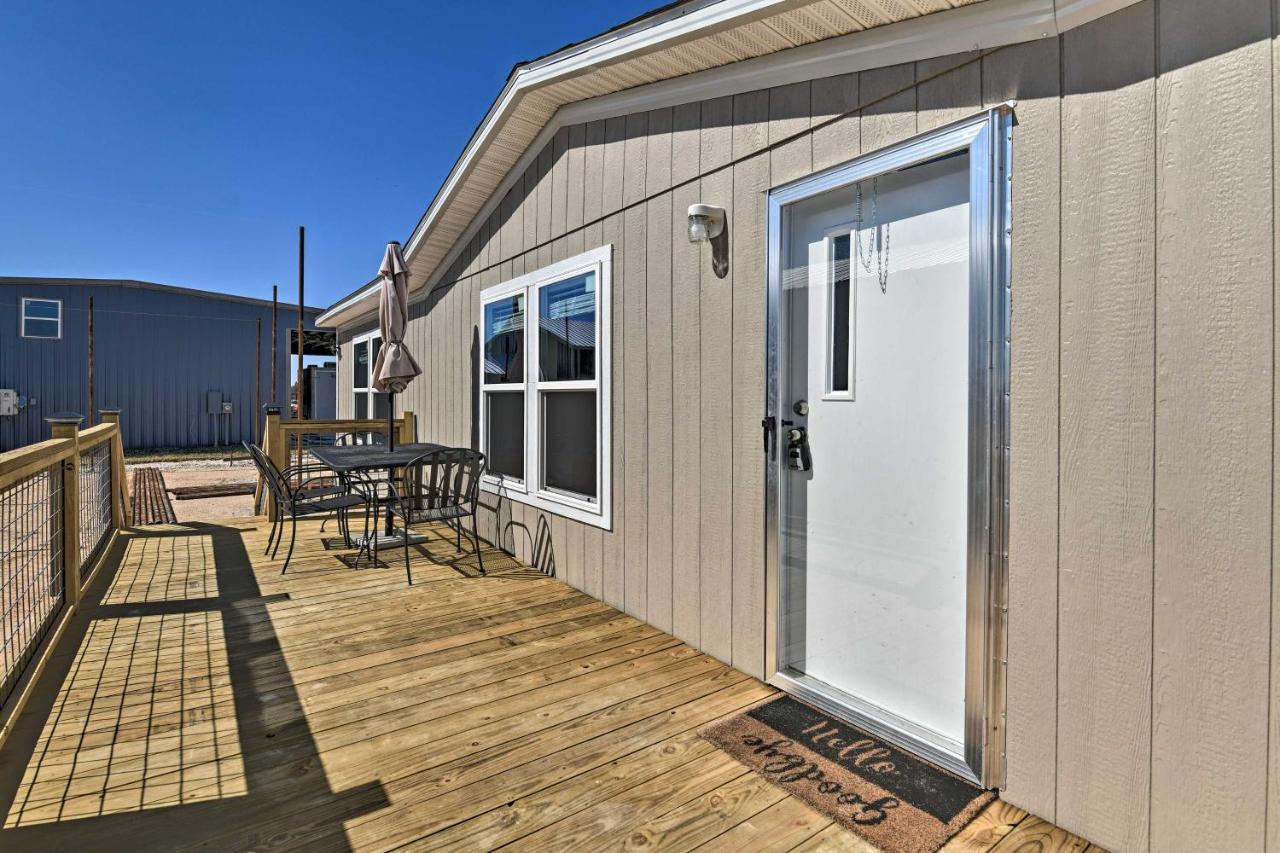Quaint Port Oconnor Home - 3 Mi To Beach! Port O'Connor Extérieur photo